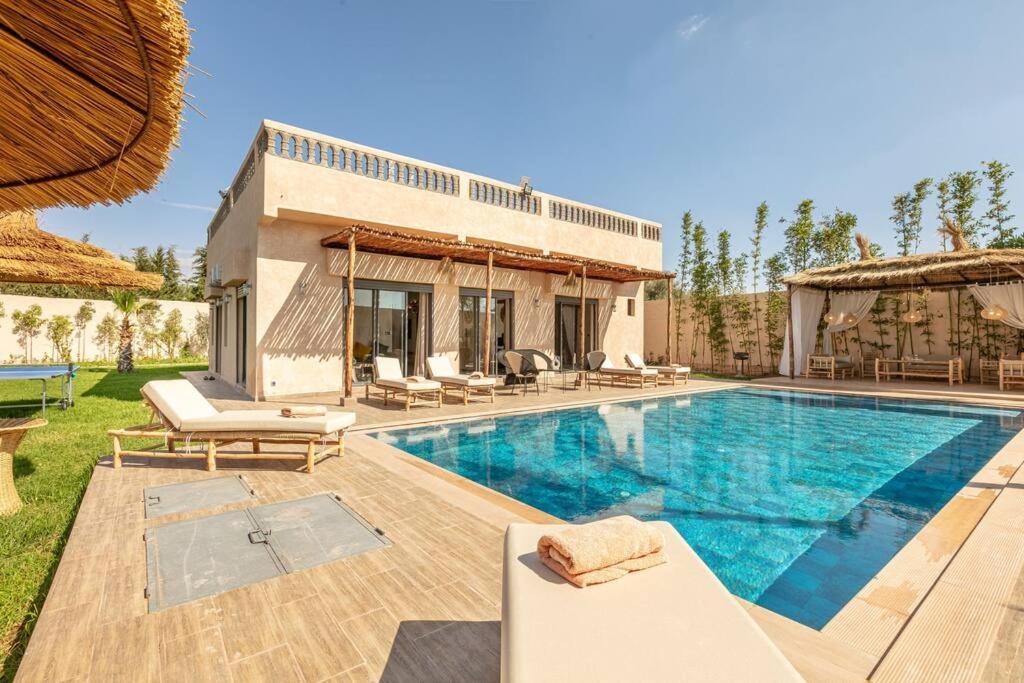 Villa Leila,Piscine , Grand Jardin, Jeux , Cuisiniere Μαρακές Εξωτερικό φωτογραφία