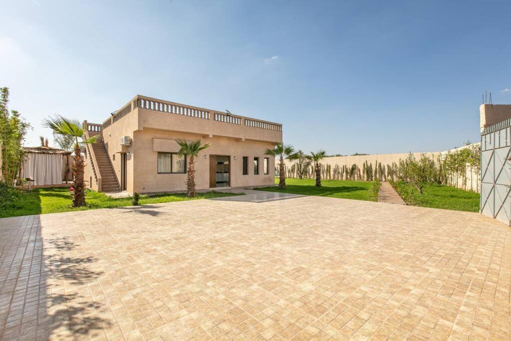Villa Leila,Piscine , Grand Jardin, Jeux , Cuisiniere Μαρακές Εξωτερικό φωτογραφία