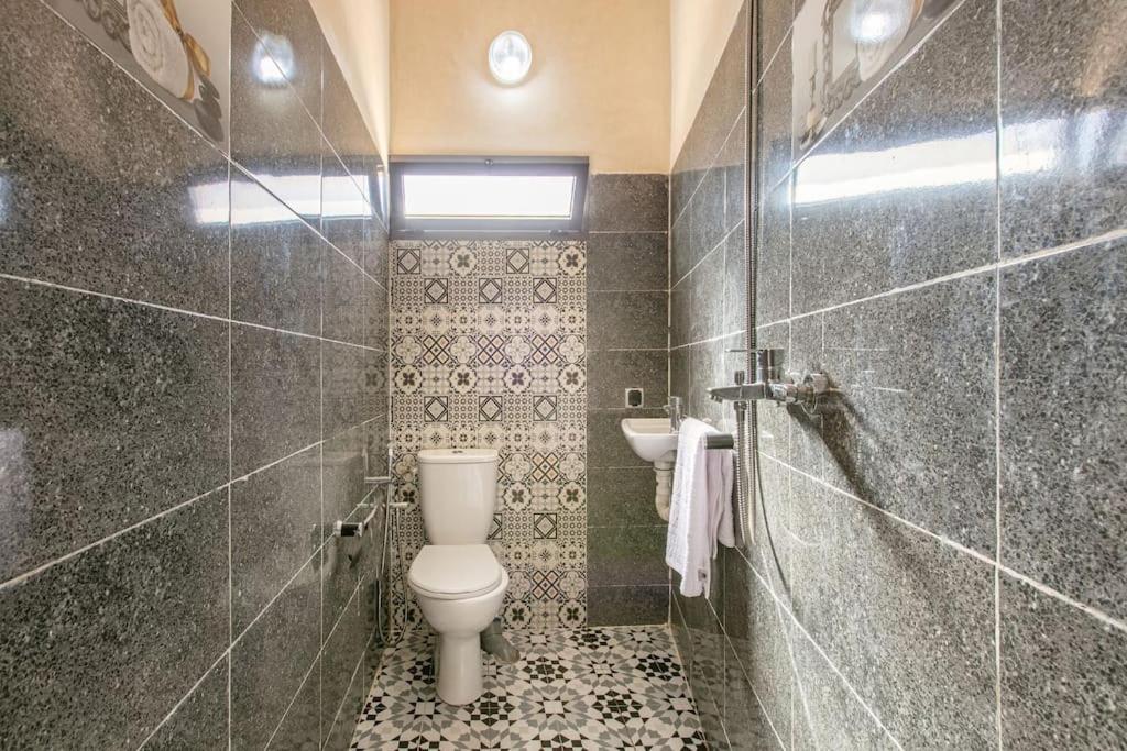 Villa Leila,Piscine , Grand Jardin, Jeux , Cuisiniere Μαρακές Εξωτερικό φωτογραφία